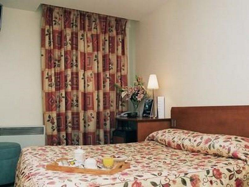 Hotel Le Montana Párizs Kültér fotó
